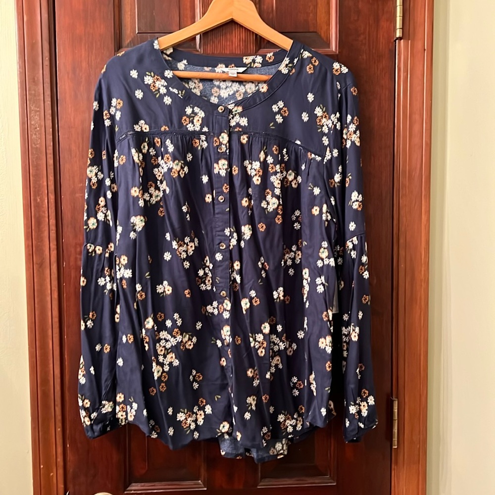 NWT Sonoma Navy Floral Top
